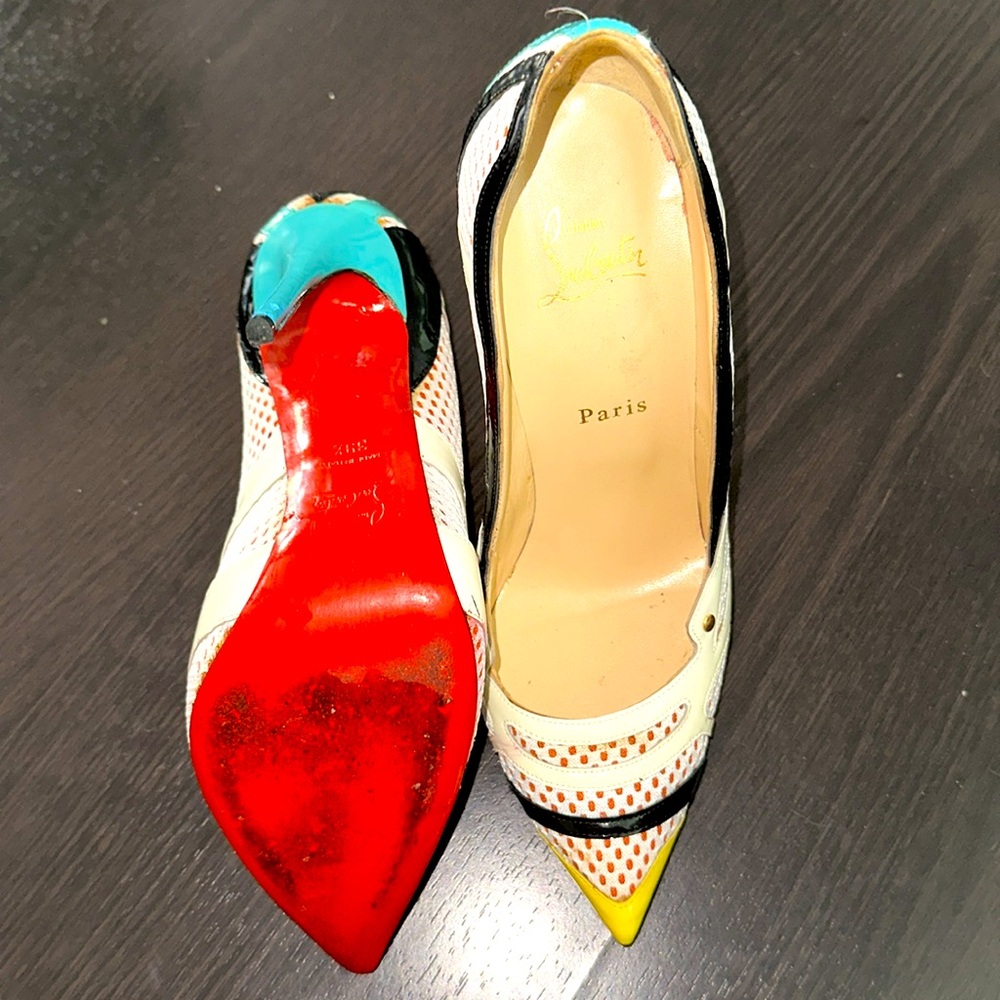 Christian Louboutin Tronetta 120
Version Multi Patent Leather
